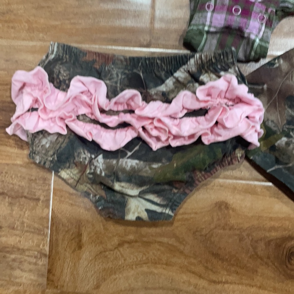 Outdoor kids bass pro shops & cabelas girls camo hunting bib-dress set - Picture 5 of 9